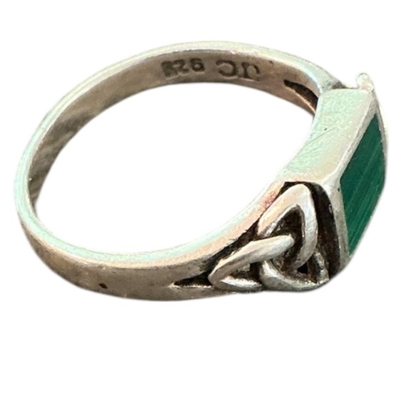 Vintage Sterling Silver Marcasite Inlaid  Ring - Picture 3 of 5